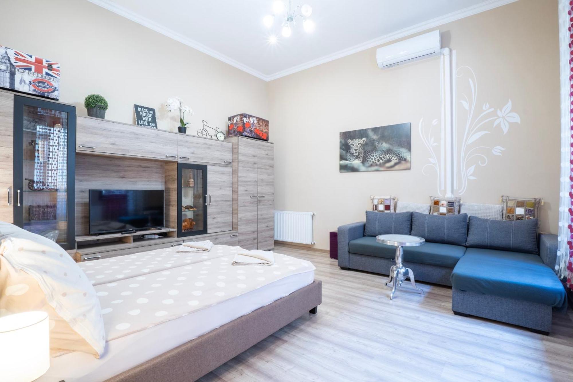 Apartment Near Opera In Downtown Budapest Eksteriør bilde