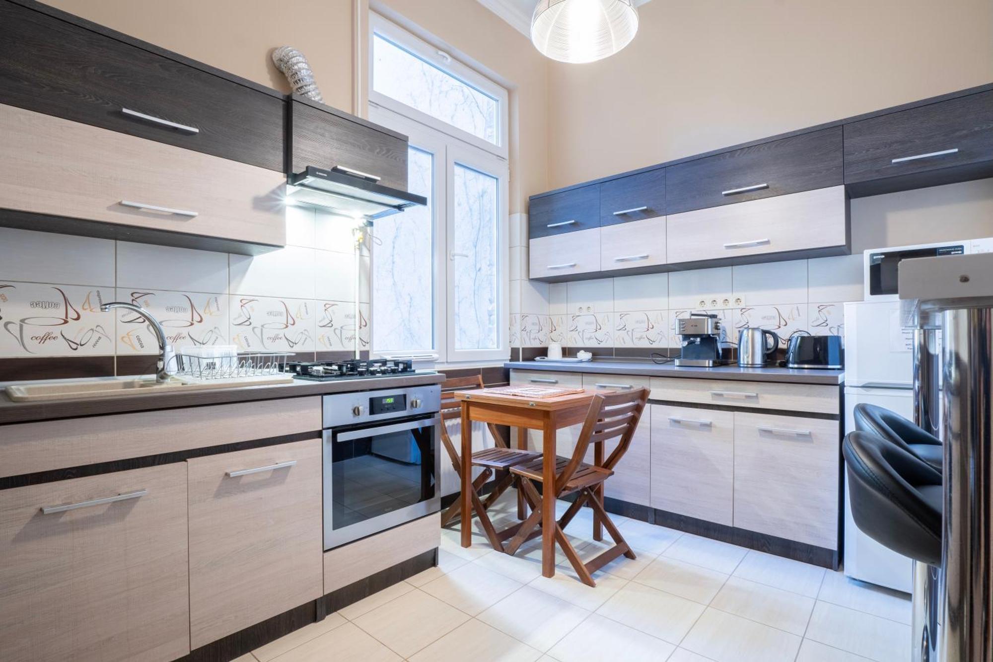 Apartment Near Opera In Downtown Budapest Eksteriør bilde